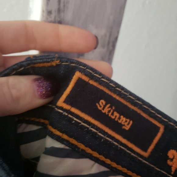 Rock Revival Jeans - Picture 4 of 6